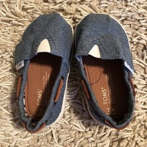 Baby Toms- new without tags